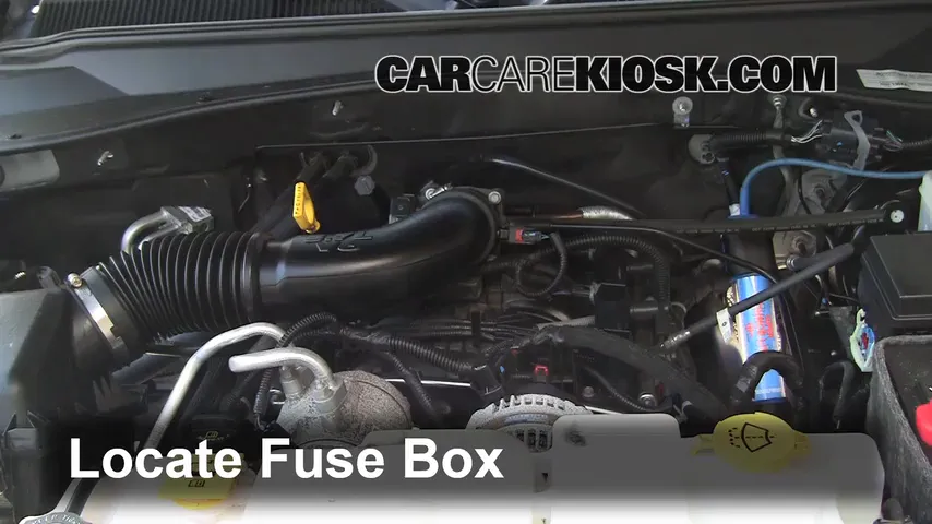2011 Dodge Nitro Heat 3.7L V6 Fusible (interior) Cambio